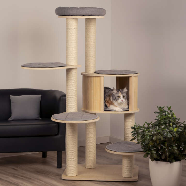 dobar Kratzbaum Ella